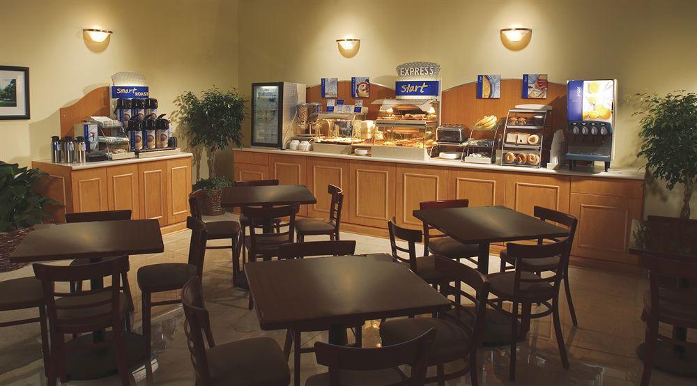 Holiday Inn Express & Suites-Regina-South By Ihg Εξωτερικό φωτογραφία
