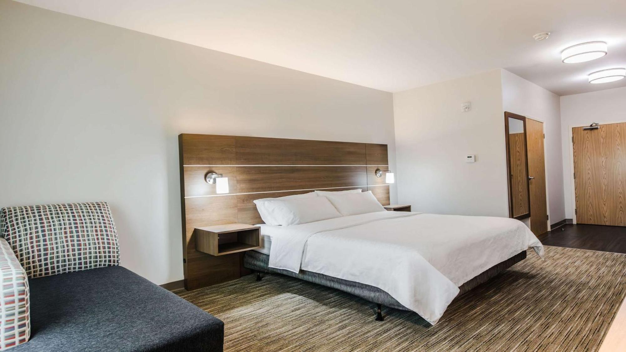 Holiday Inn Express & Suites-Regina-South By Ihg Εξωτερικό φωτογραφία