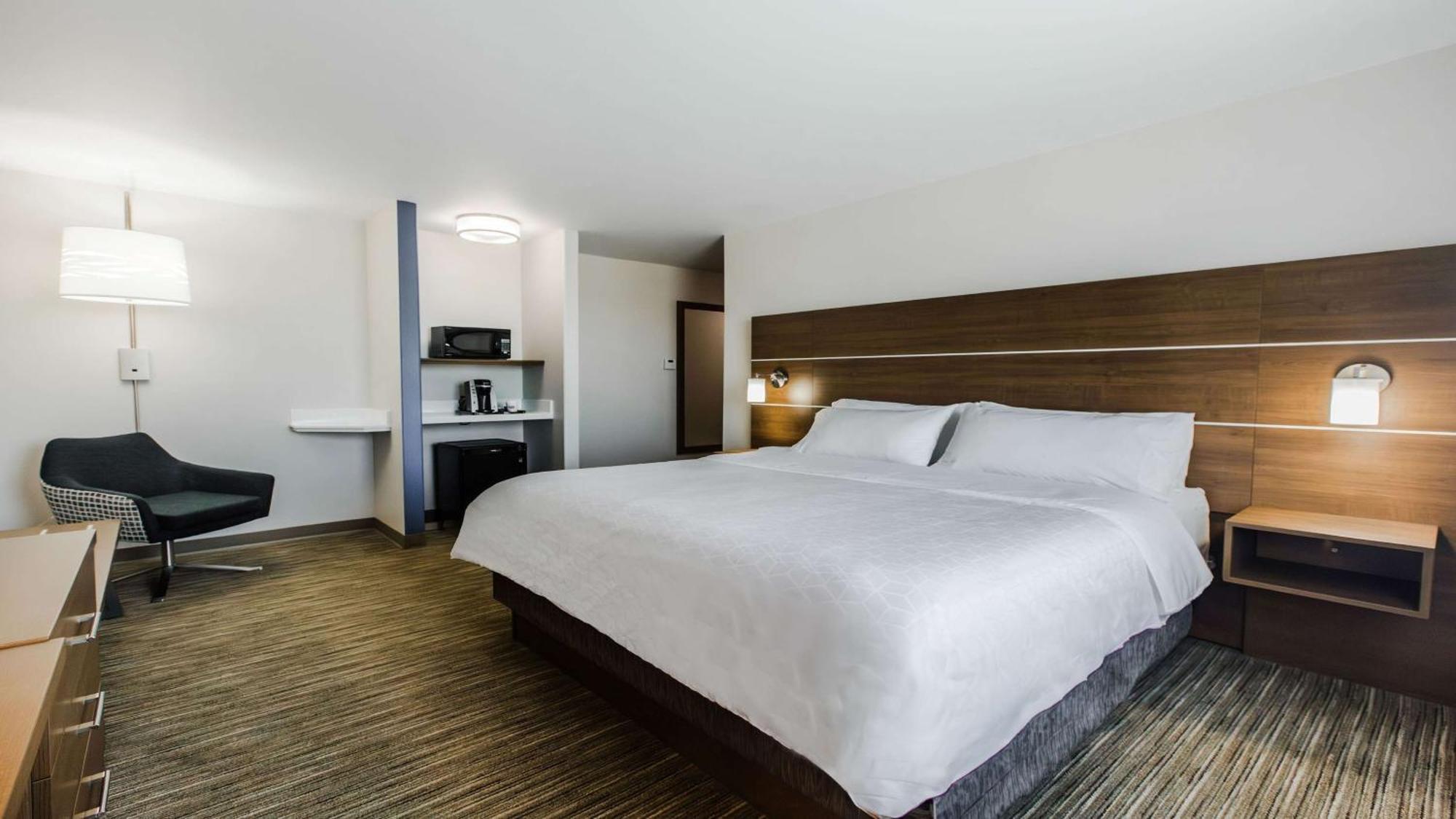 Holiday Inn Express & Suites-Regina-South By Ihg Εξωτερικό φωτογραφία