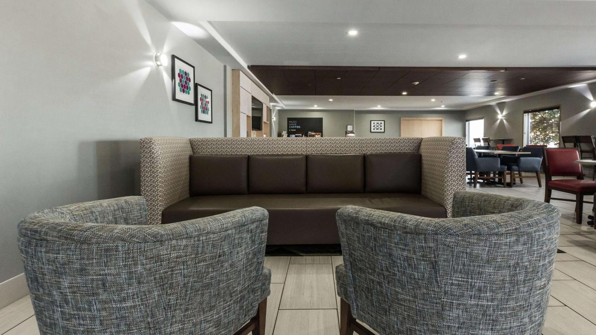 Holiday Inn Express & Suites-Regina-South By Ihg Εξωτερικό φωτογραφία