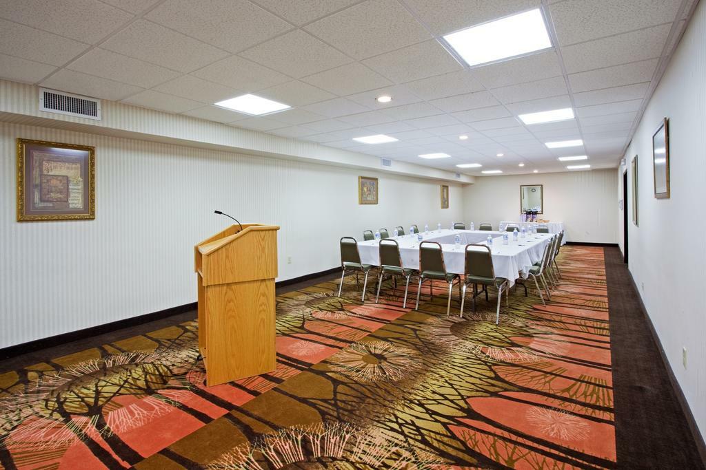 Holiday Inn Express & Suites-Regina-South By Ihg Εξωτερικό φωτογραφία